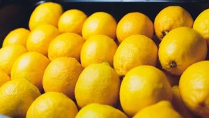 Älä heitä sitruunan siemeniä pois, ne ovat todellinen aarre: miten voit käyttää niitä uudelleen kasvien hoitoon.