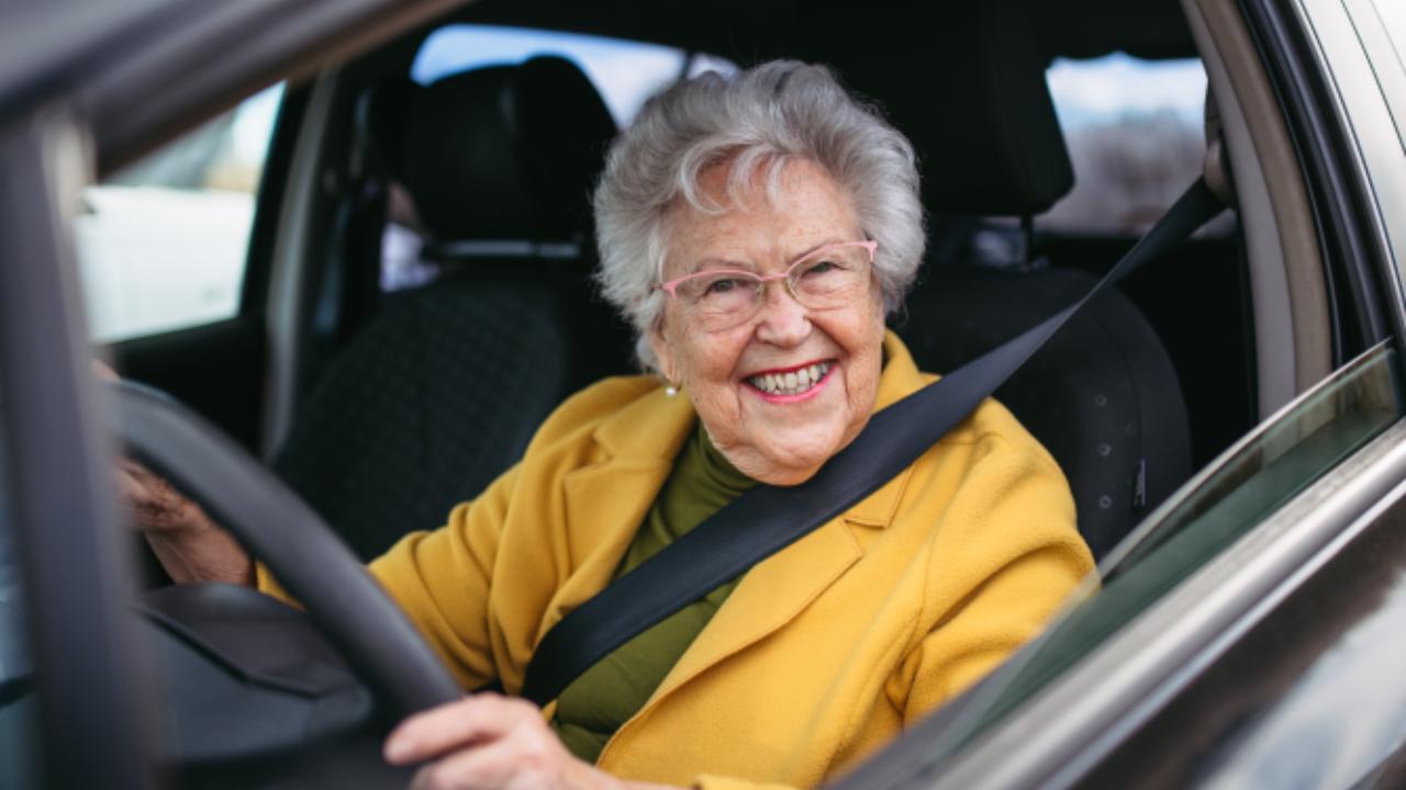 Missä iässä on suositeltavaa lopettaa ajaminen?