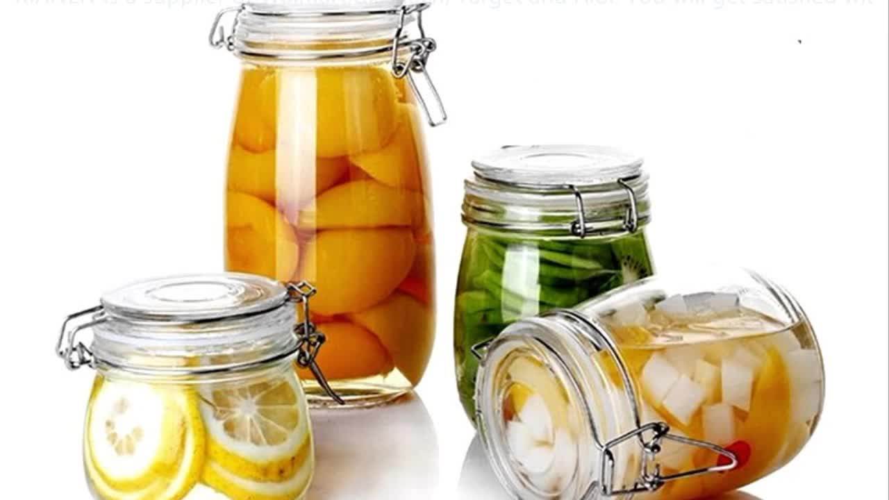 Käytit sitä jouluna, ja voit kierrättää sen uudenvuoden aikaan: se on täydellinen ruokailuväline näihin juhlapäiviin.