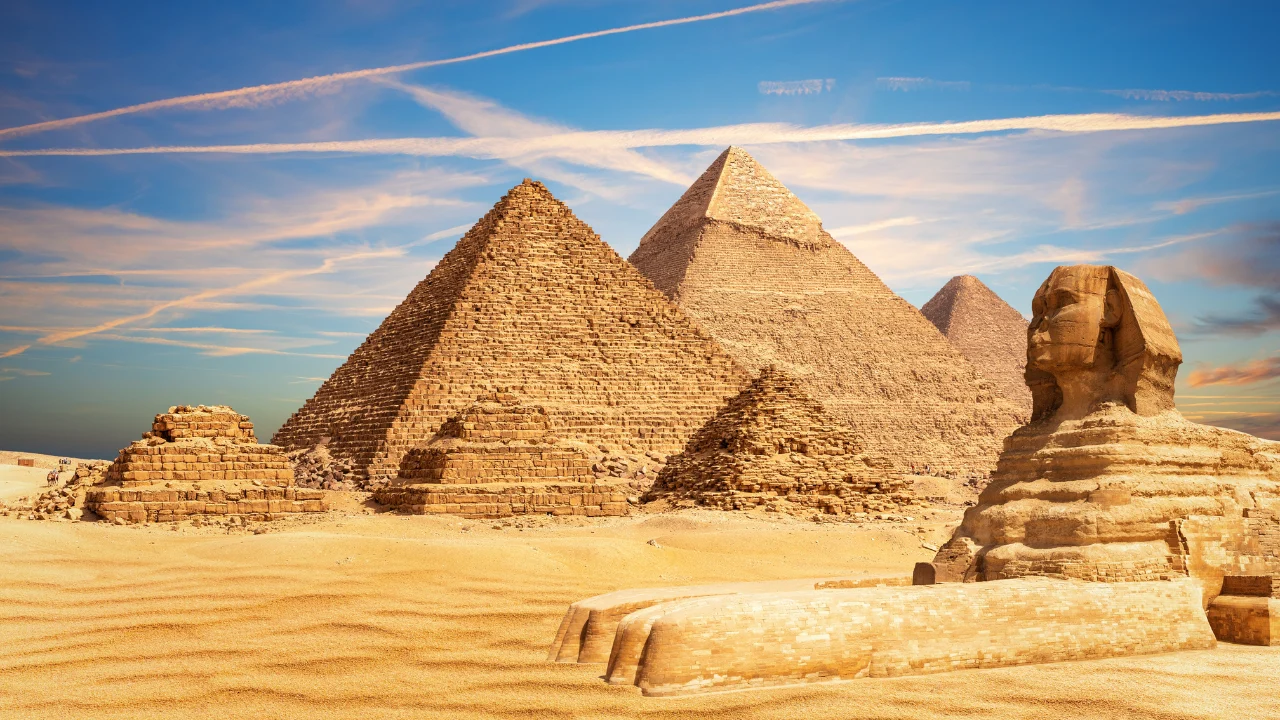 Ainutlaatuinen arkeologinen löytö: Egyptin pyramidien rakentamisen salaisuus paljastuu.