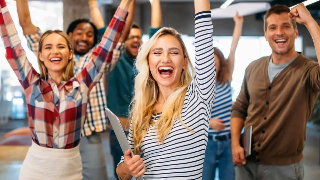 Byeong-Chul Han (66), filosofi, onnellisuudesta: ”Uusi tapa hallita ihmisiä on sanoa heille: ‘Olkaa onnellisia’.”