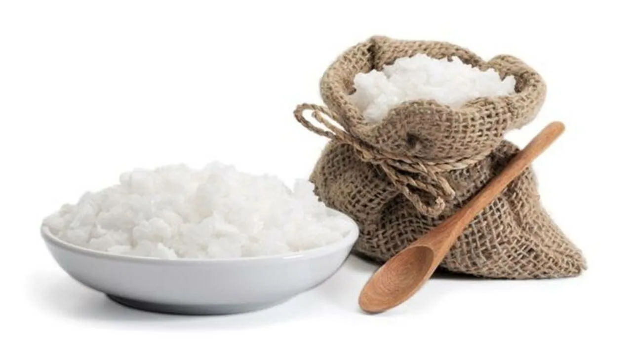 Se on muodikasta: miksi on järkevää ripustaa kivesuolaa sisältävä pussi ulko-ovelle ja miksi sitä suositellaan?