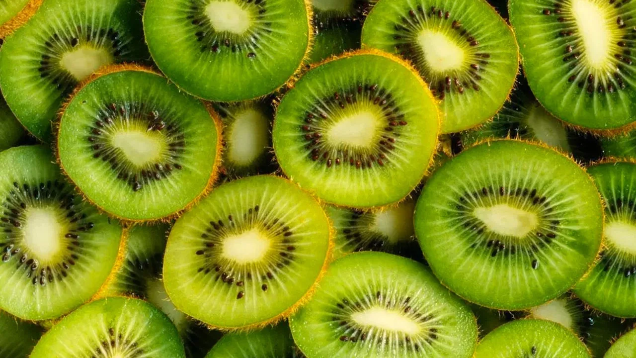 8 tuotetta, jotka auttavat alentamaan kolesterolia ja parantamaan sydän- ja verisuonijärjestelmän terveyttä.