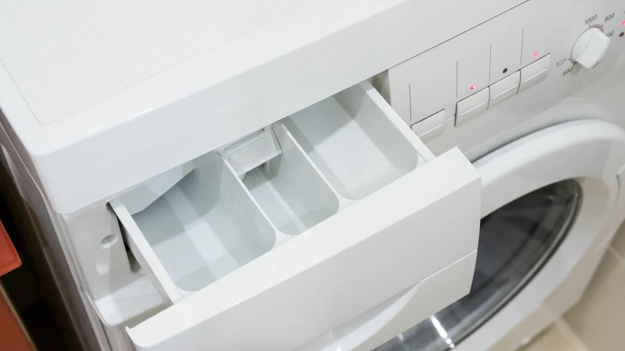 Pesukoneen osa, jonka käyttötarkoitusta kukaan ei tunne, mutta joka on välttämätön laadukkaan pesun kannalta.