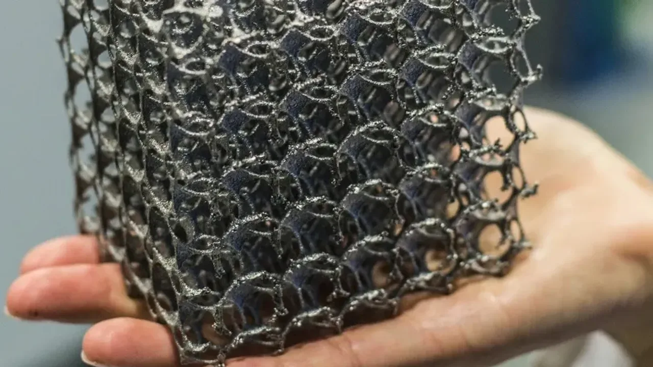 Teollinen vallankumous horisontissa: kevyin keinotekoinen materiaali koostuu 99-prosenttisesti ilmasta.