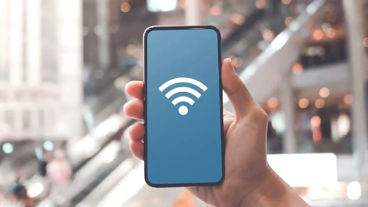 Kuinka voin selvittää, mitkä laitteet ovat yhteydessä puhelimeni Wi-Fi-verkkoon?