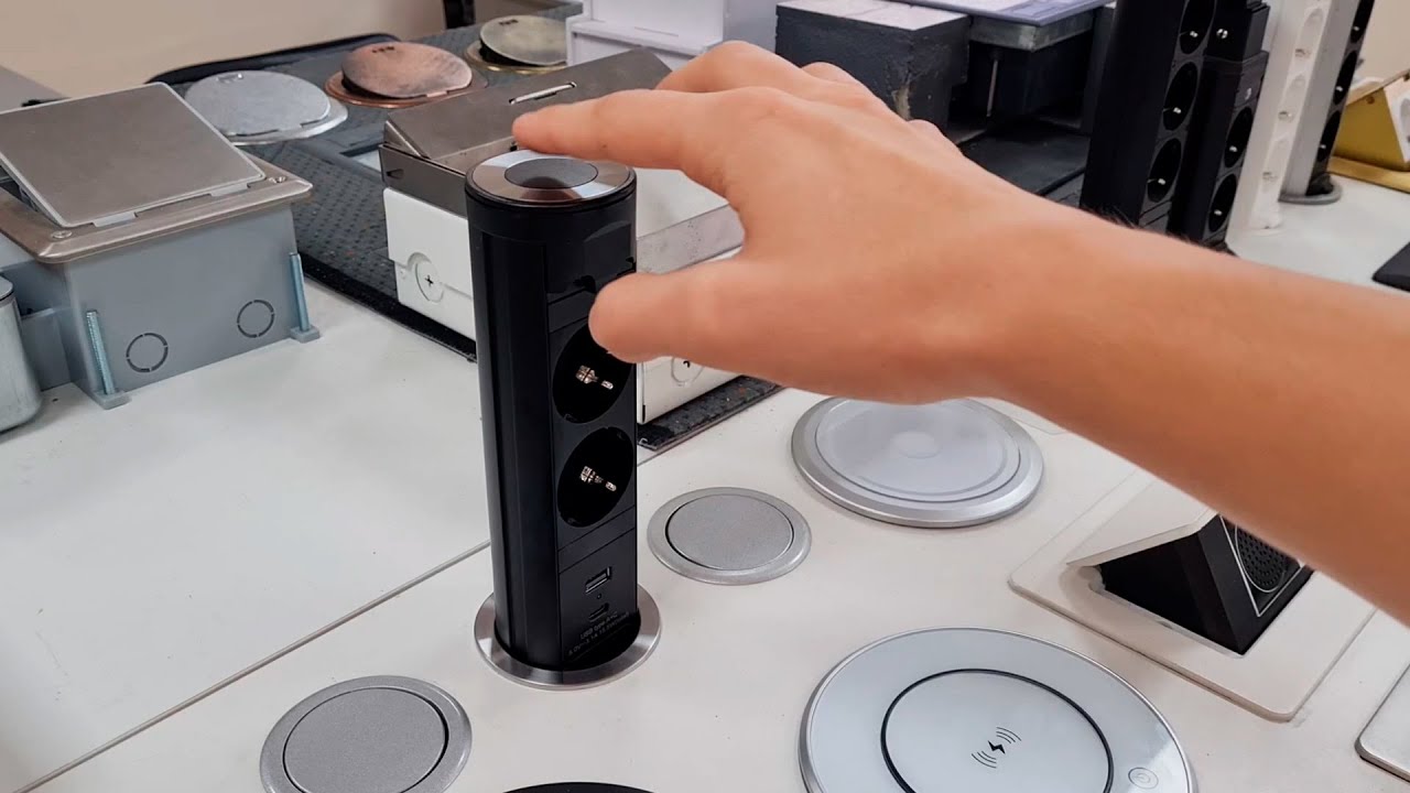 Kiinteät pistorasiat ovat menneisyyden jäänne. Nykyään käytetään modulaarisia pistorasioita, jotka voidaan asentaa ilman seinien poraamista.