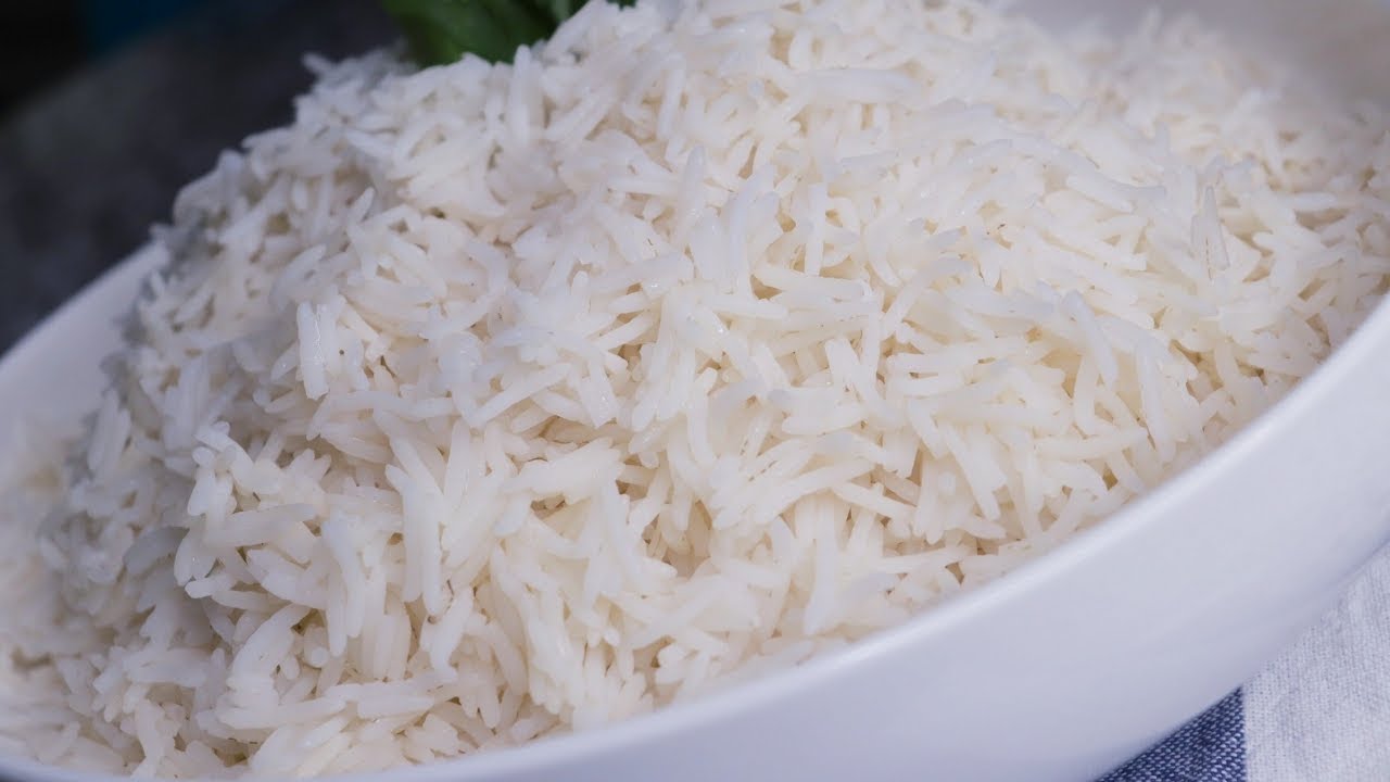 Basmati-riisin valmistuksen salaisuus ja sen glykeemisen indeksin puolittaminen: näin se tehdään.