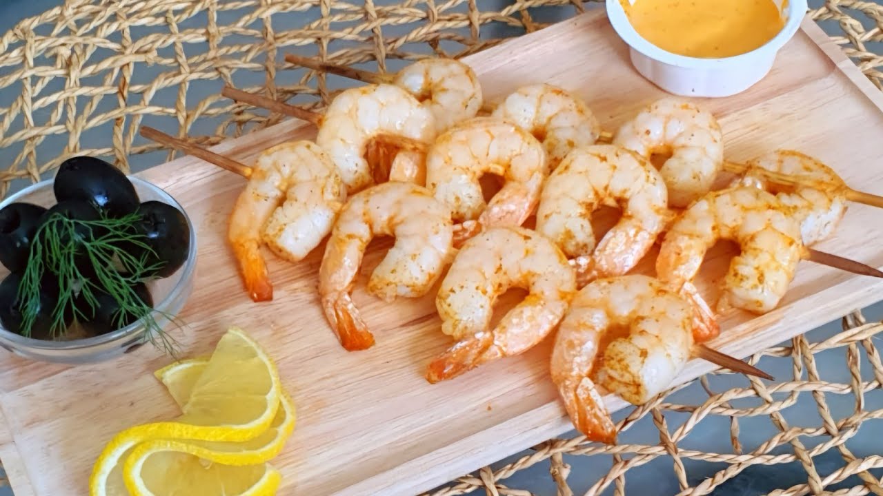 Mari, kalakauppias torilla, varoittaa merenelävien oikeasta sulatusmenetelmästä: ”Jos tätä ei tehdä, ne mustuvat.”