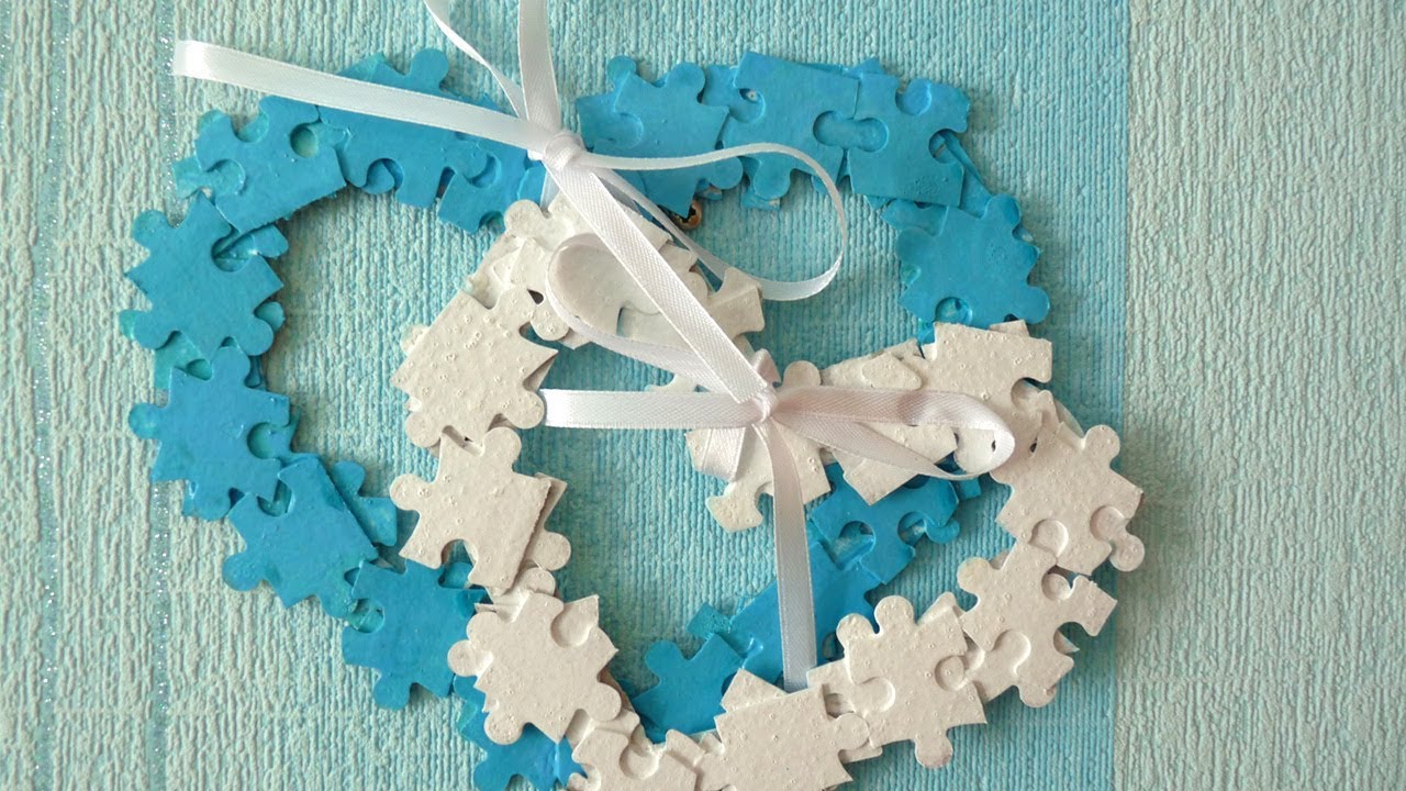 Kierrätys: Säilytä vanha palapeli ja muuta se upeaksi joulukoristeeksi.