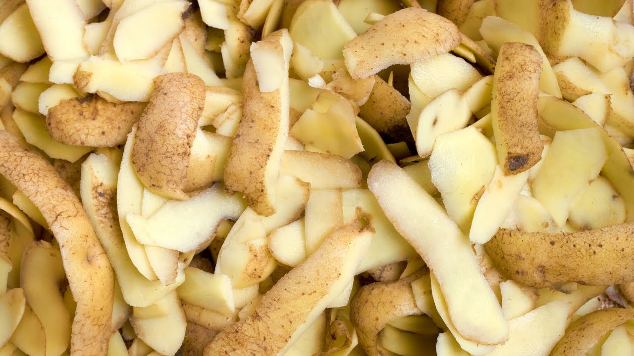 Jokaisella, jolla on kotona perunankuoria, on käsissään aarre: mihin niitä voi käyttää?