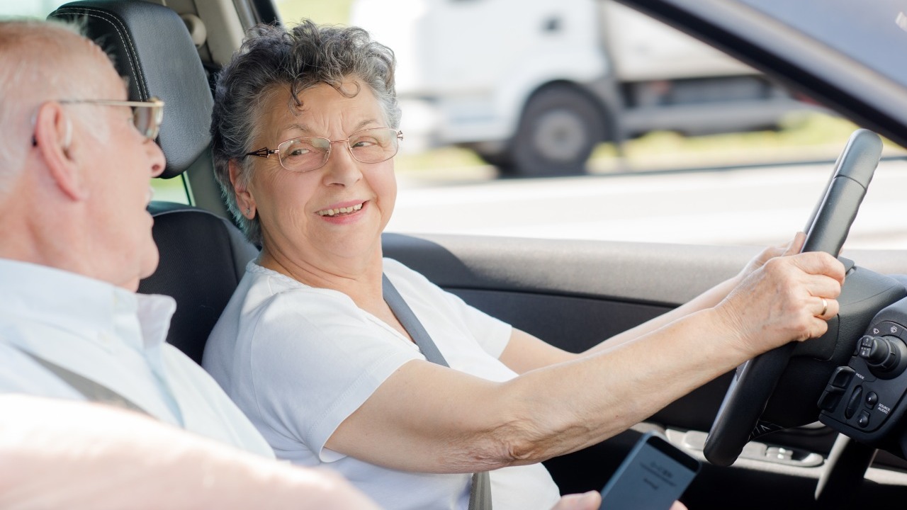 Missä iässä on suositeltavaa lopettaa ajaminen?