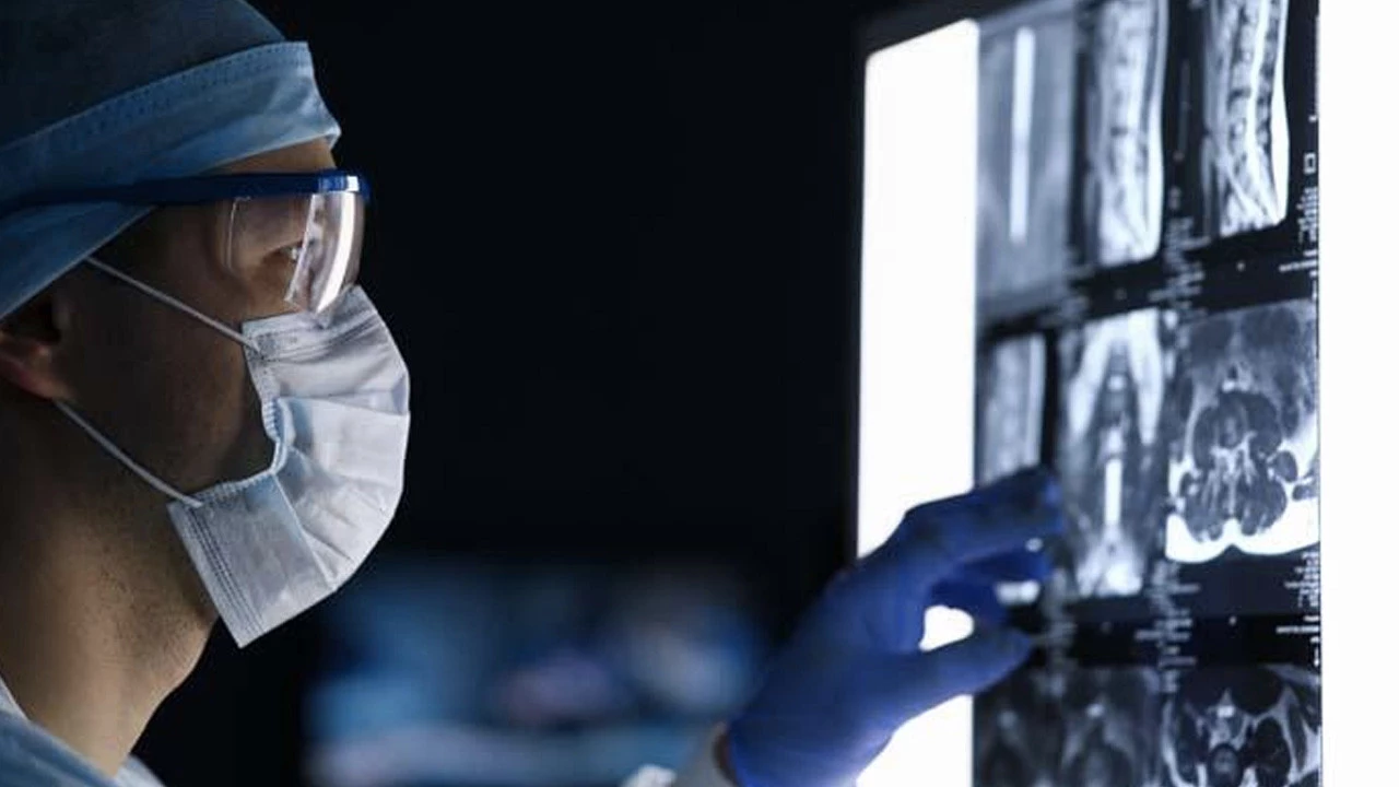 Mikä on Salvador Illan sairastama bakteerin aiheuttama pubisymfysitis?