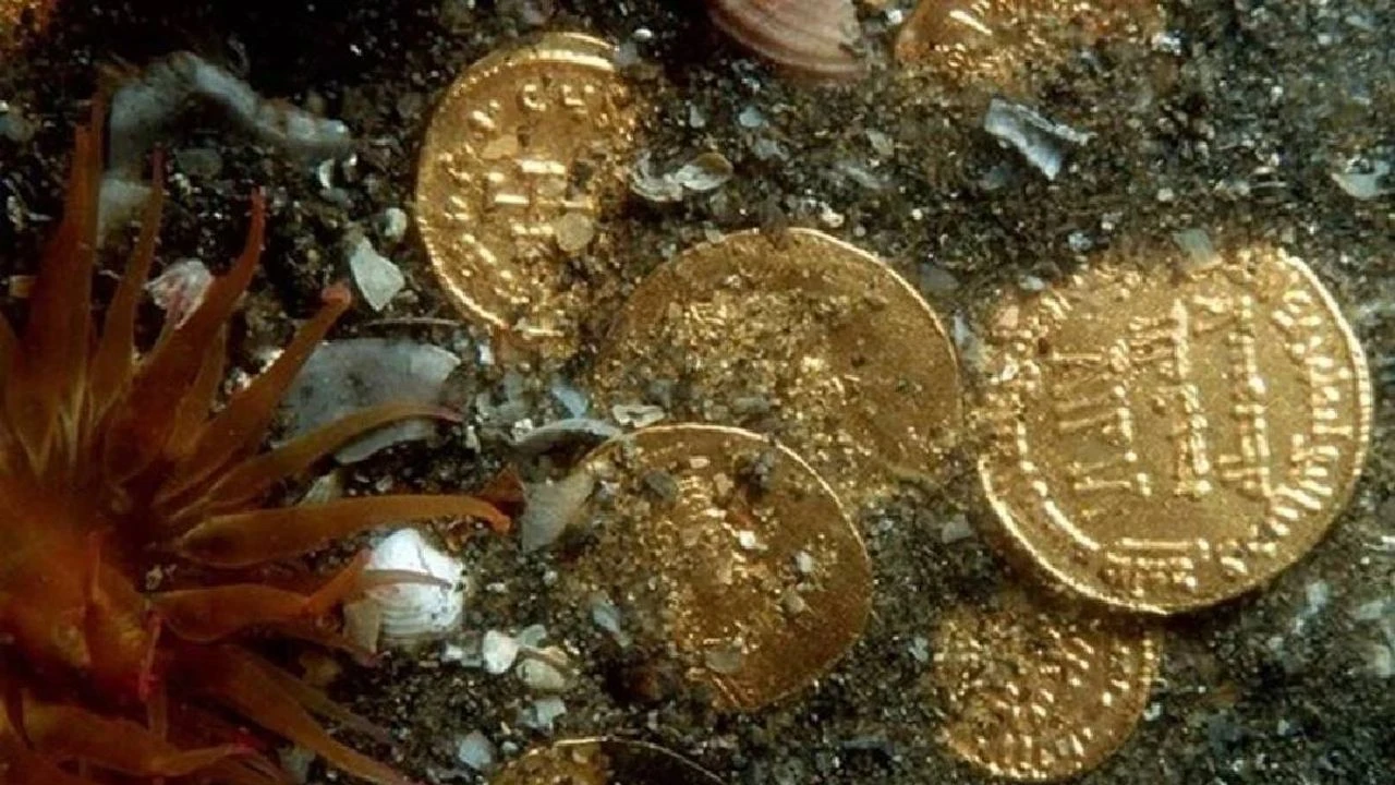 Mysteeri suolla: mitä tiedetään kelttiläisistä kultakolikoista, jotka ovat olleet 2300 vuotta veden alla?