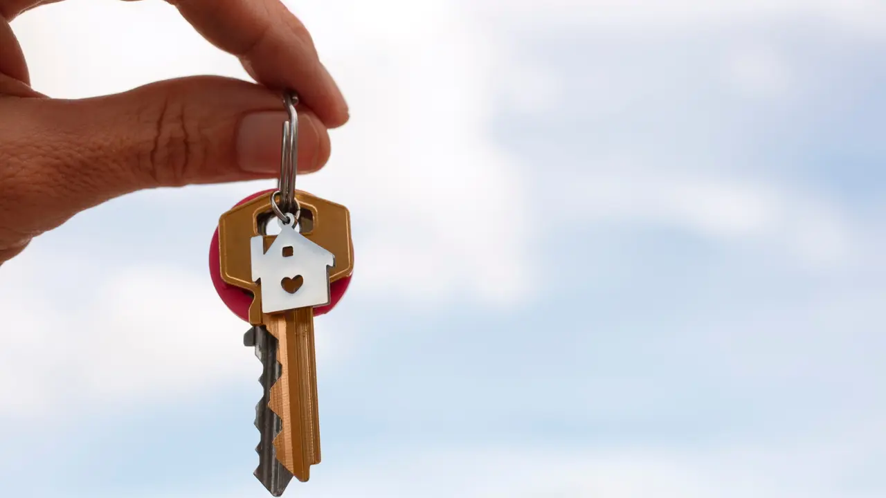 Miksi avaimia suositellaan pestäväksi valkoviinietikalla?