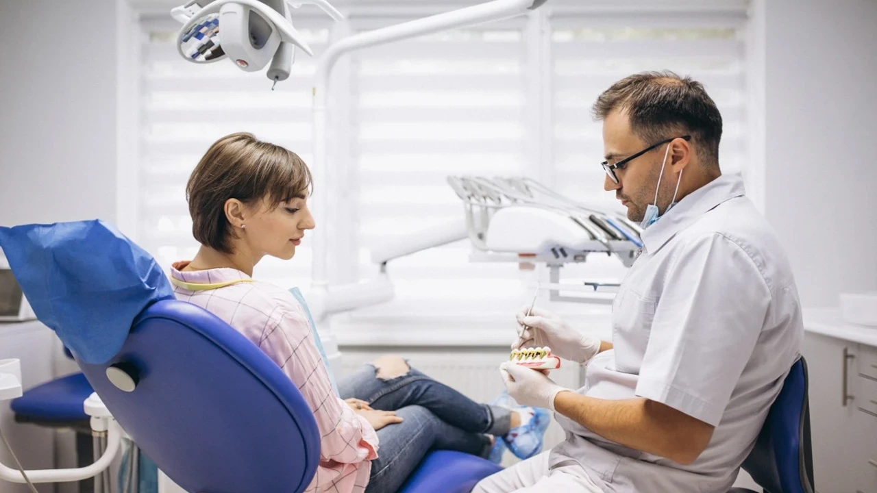 Kysynnän jyrkkä kasvu UBA-hammasklinikalla: kolme syytä, miksi päivittäin vastaanotetaan yli tuhat potilasta.