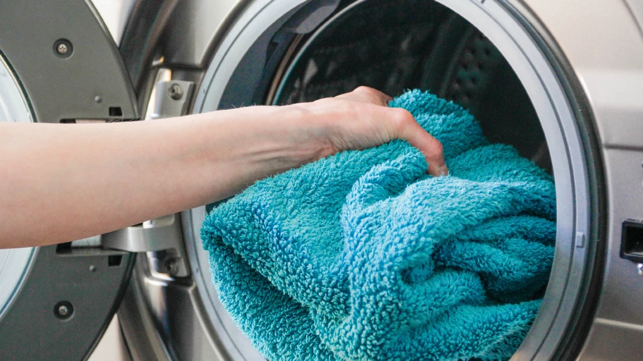 Ilman ruokasoodaa, ilman pesuaineita: kuinka pestä pyyhkeet niin, että ne pysyvät pehmeinä vahingoittumatta.