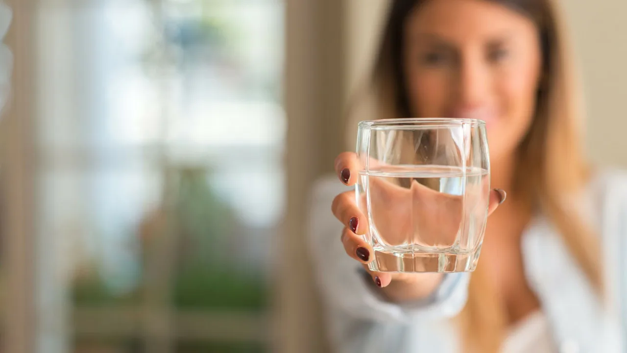 Kyse ei ole vain vedestä: kyse on juomista, jotka auttavat ylläpitämään kehon nestetasapainoa.