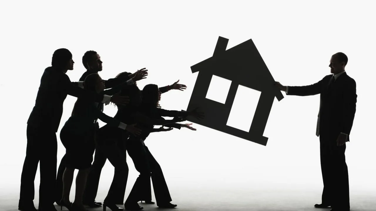 Perintölaki on kumottu: testamentit on mitätöity ja puolisot ovat pääperillisiä.