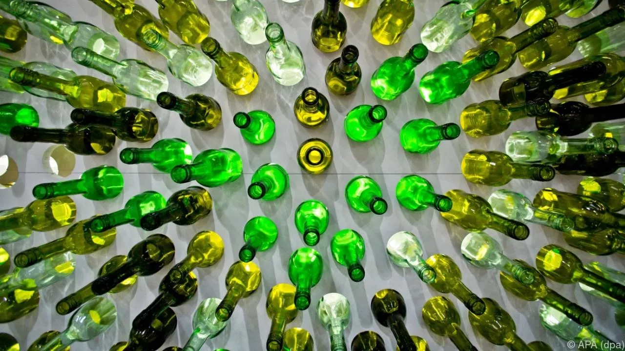 Näin on muuttunut virvoitusjuomien pakkaus viime vuosikymmeninä.