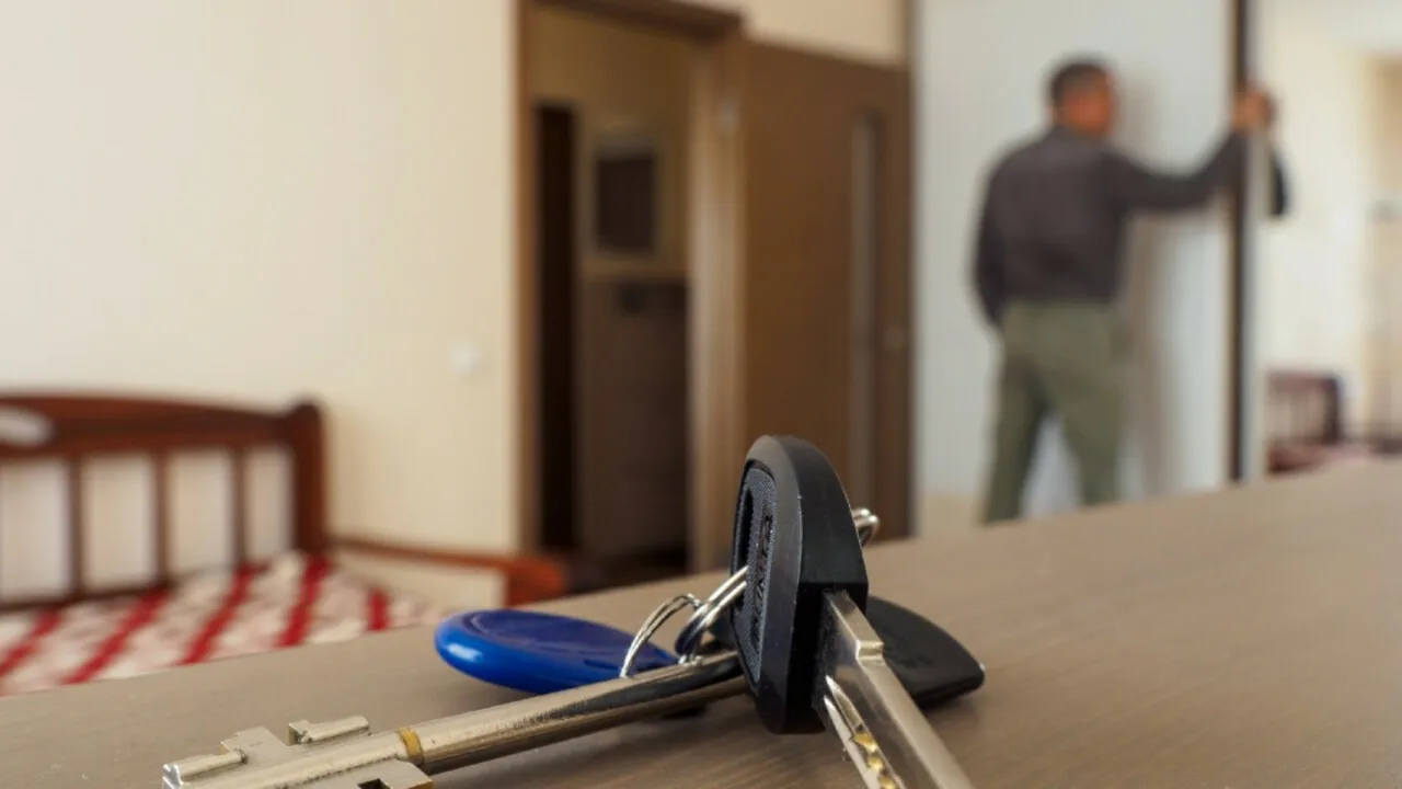 Vuokralaki on täysin selvä: vuokranantaja on velvollinen noudattamaan viisivuotista sopimusta, vaikka se olisi tehty lyhyemmäksi ajaksi.