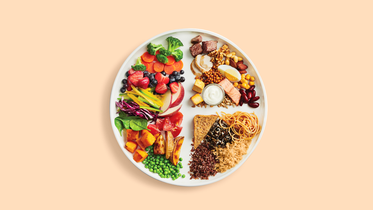 Mitä tuotteita tulisi välttää kesällä: vinkkejä terveelliseen ruokavalioon