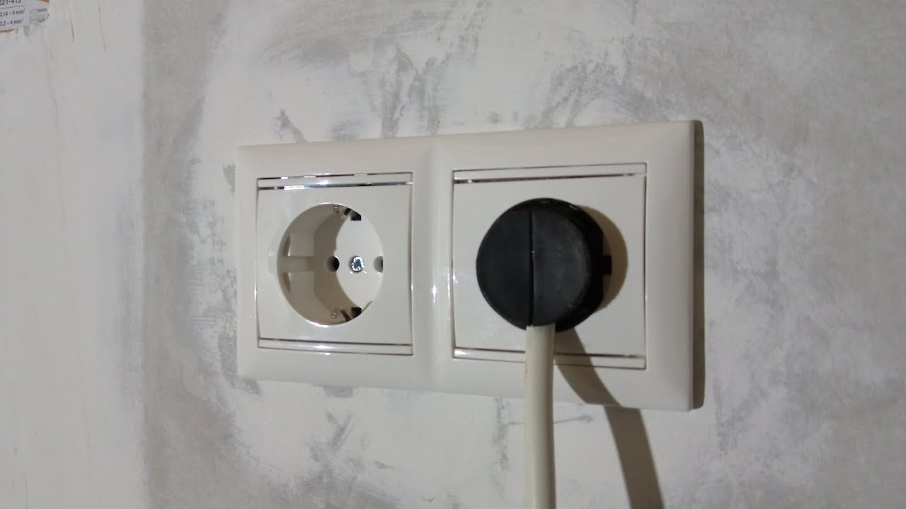 Sähköasentaja: ”Kymmenen vuotta sitten pistorasian asennus kotiin maksoi 30 euroa; nyt hinta on vähintään 50 euroa.”