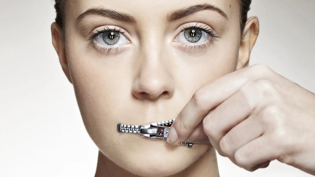 Mitä psykologisesta näkökulmasta tarkoittaa se, että ihminen on aina hiljaa välttääkseen konflikteja?