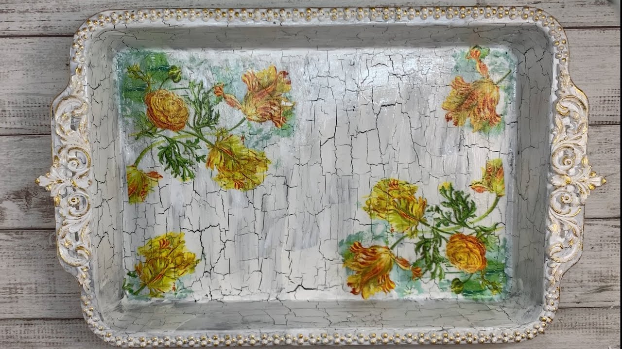 Kierrätys: säilytä rikkoutuneet tarjottimet ja muuta ne kauniiksi koristeiksi kotiisi.