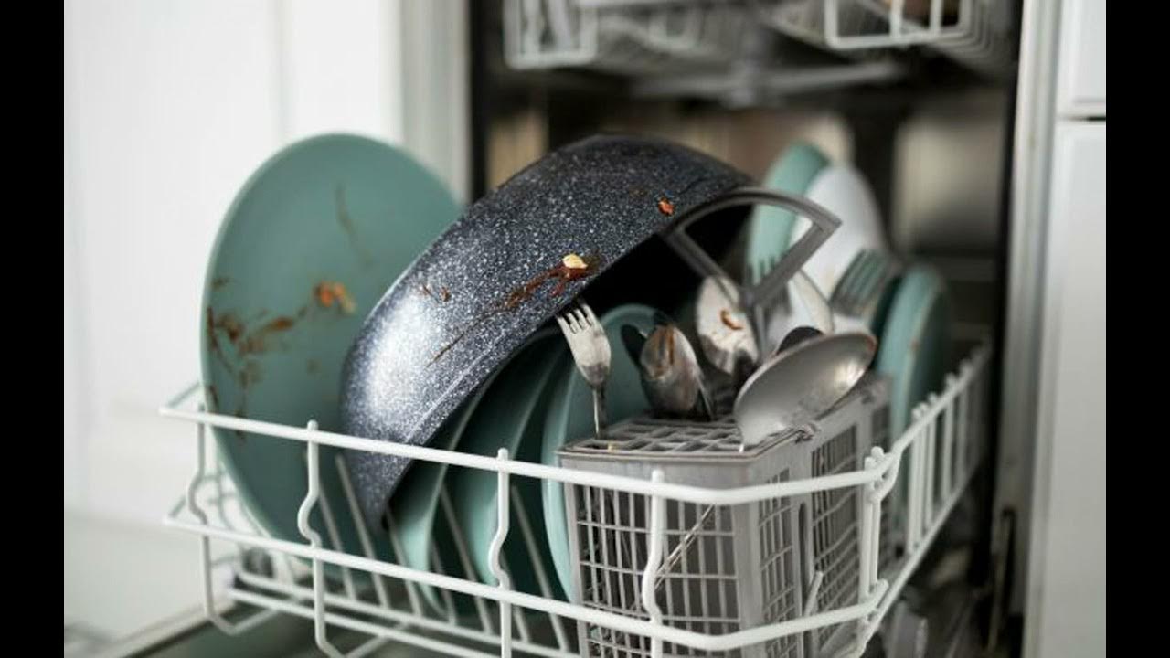 Kuinka varmistaa astianpesukoneen häiriötön toiminta joulun aikana: rasvan ja epämiellyttävien hajujen poistaminen.