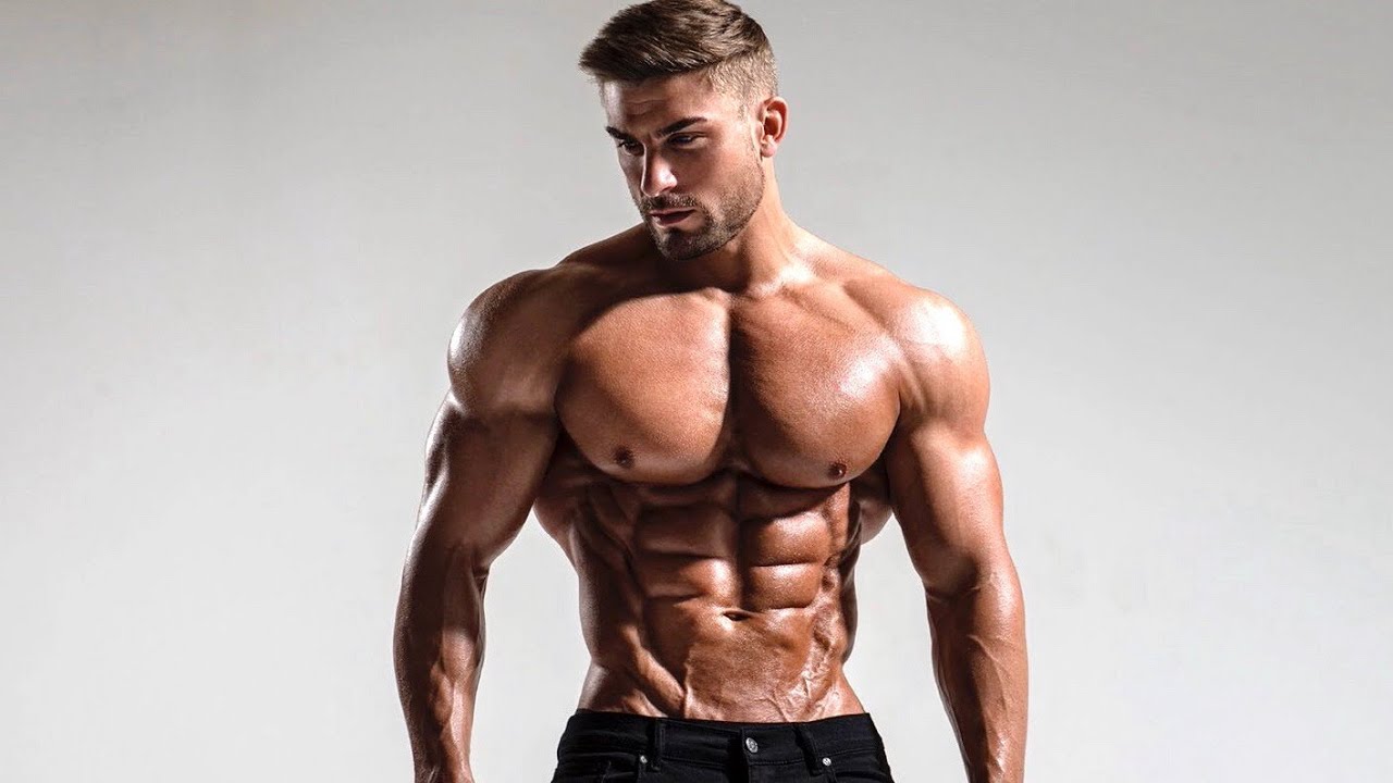 Kuinka käyttää maapähkinävoita oikein lihasmassan kasvattamiseksi?