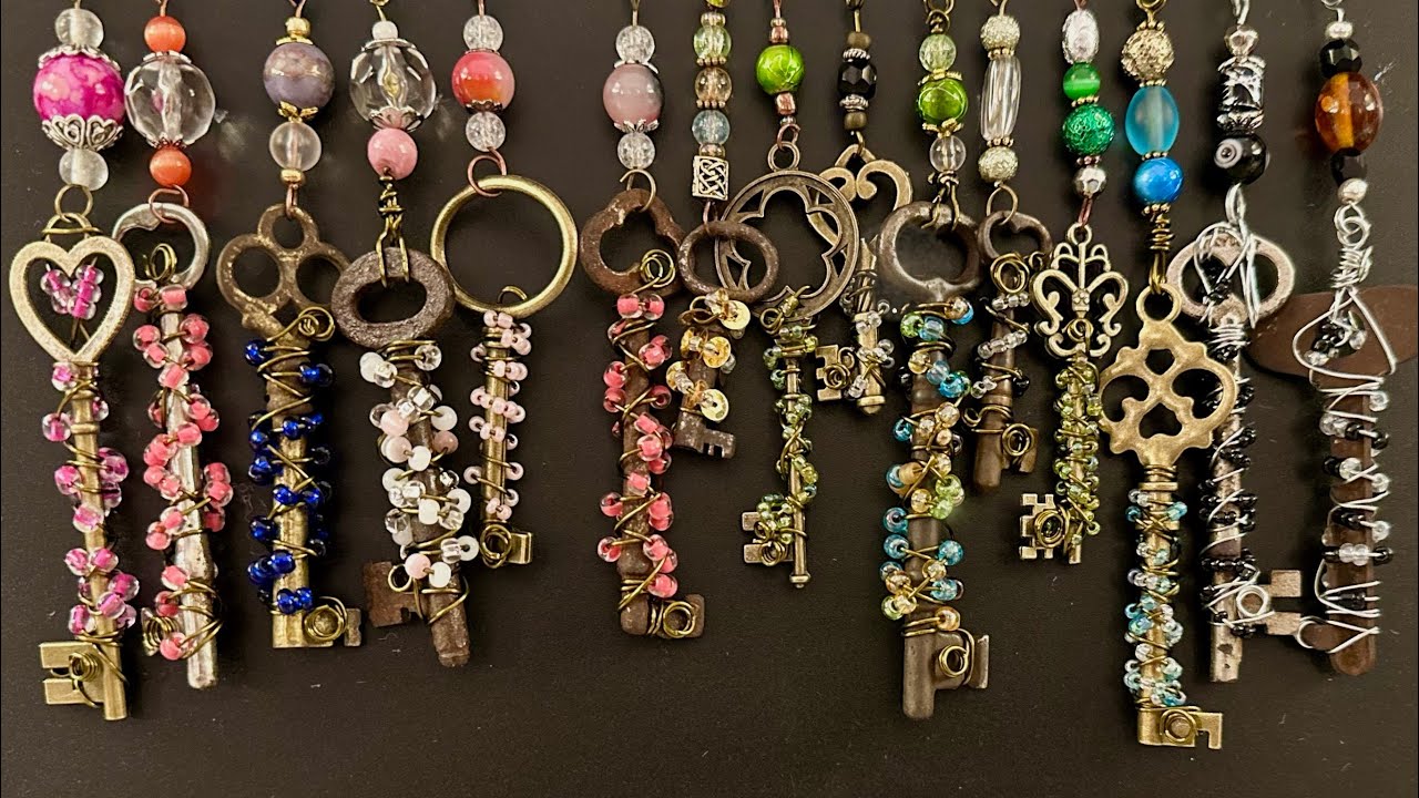 Vanhojen avainten ripustaminen parvekkeelle: miksi se on suositeltavaa ja mihin sitä tarvitaan.