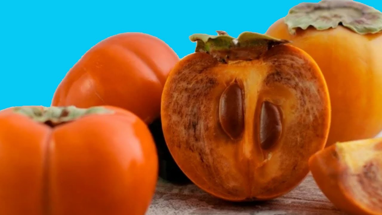 Kaki, tämä kausiluonteinen hedelmä, on hyödyllinen, koska se suojaa näköä, alentaa verenpainetta ja on hyvä energianlähde.