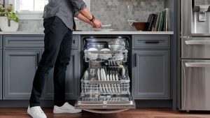 Käytätkö astianpesukonetta joka päivä? Se auttaa sinua säästämään huomattavasti sähkölaskussa.