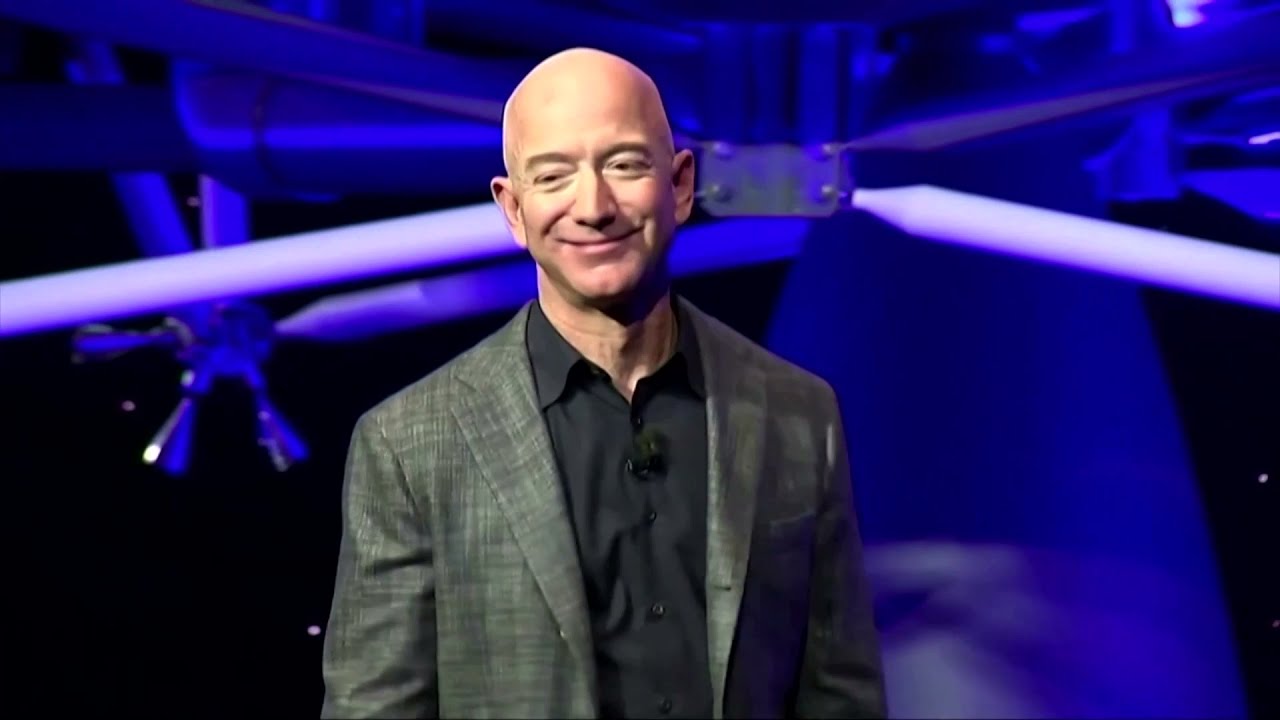 Jeff Bezos työmarkkinoiden tulevaisuudesta: ”On vain yksi työntekijätyyppi, jota tekoäly ei voi koskaan korvata.”