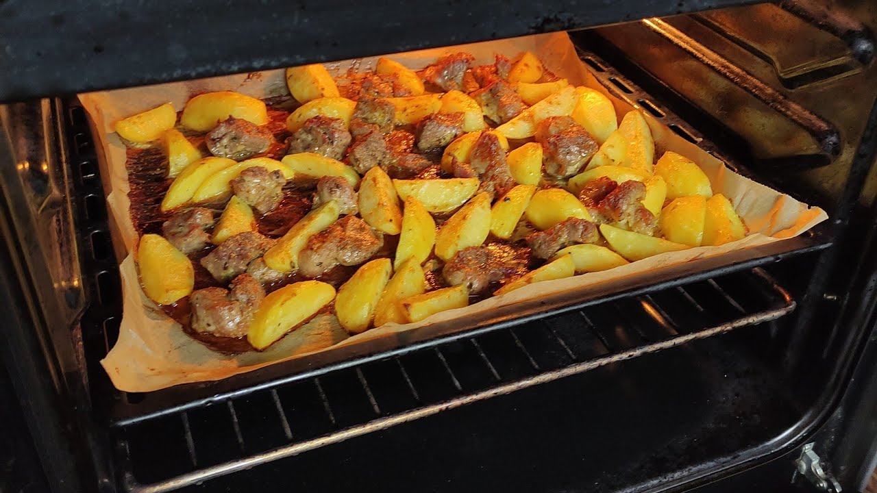 Miksi uuni ei saa koskaan olla tyhjä ruoanlaittoon: periaate, joka kaksinkertaistaa yhden keittolevyn tehokkuuden.