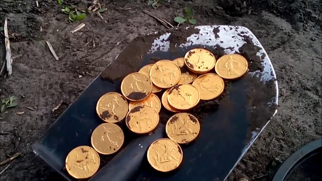 Arkeologi: ”Kukaan ei hautaa kolikoita, etenkin jalometalleja, ilman aikomusta kaivaa niitä esiin.”