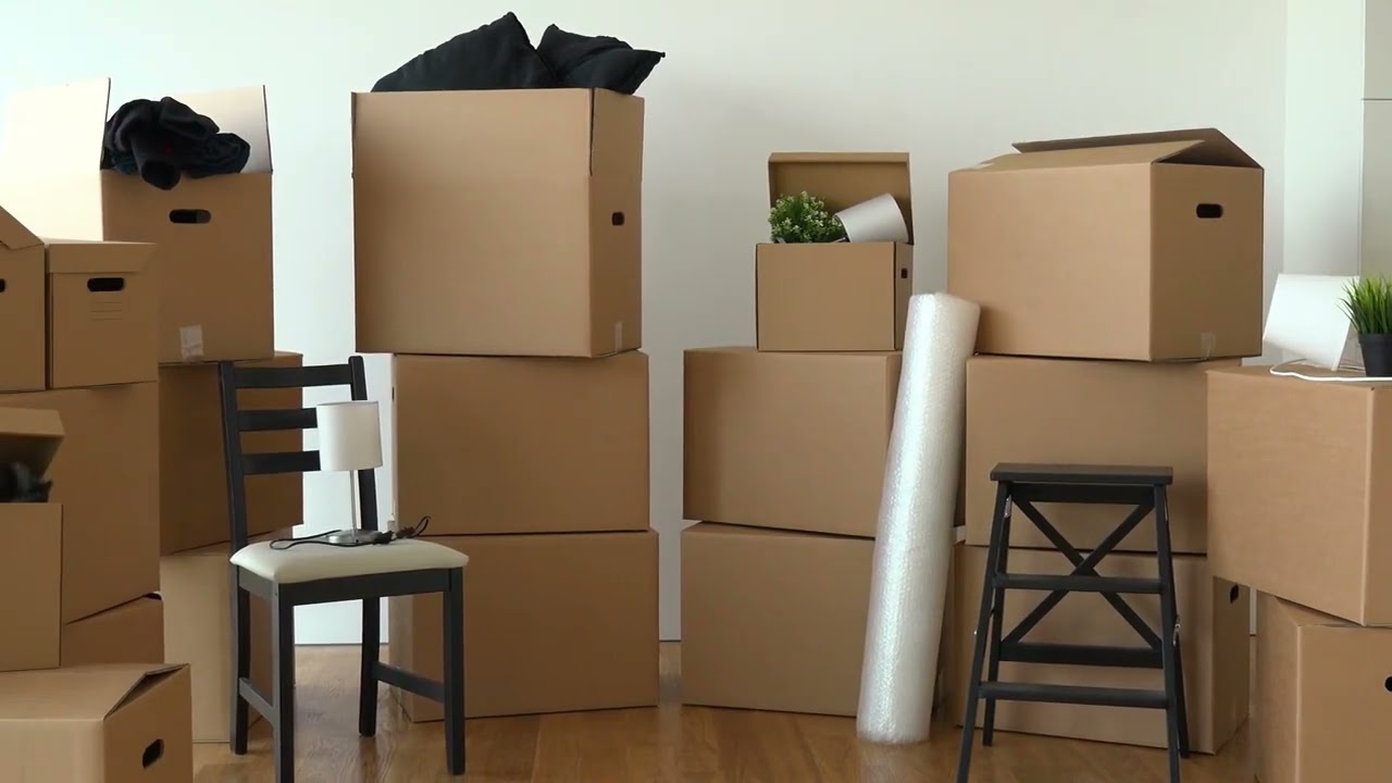 Ei laatikoita eikä paketteja: 5 esinettä, jotka vievät turhaa tilaa kodissasi.