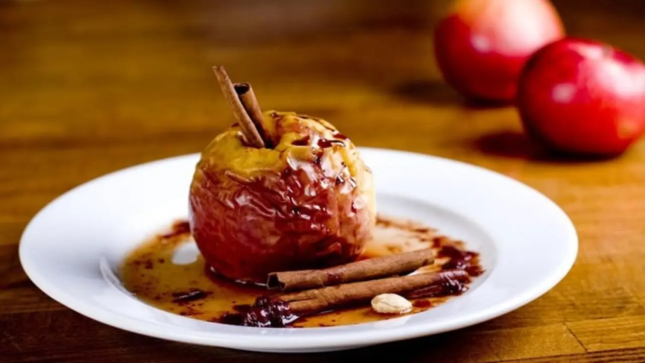 Mitkä ovat omenan ja kanelin syömisen edut tyhjään vatsaan?