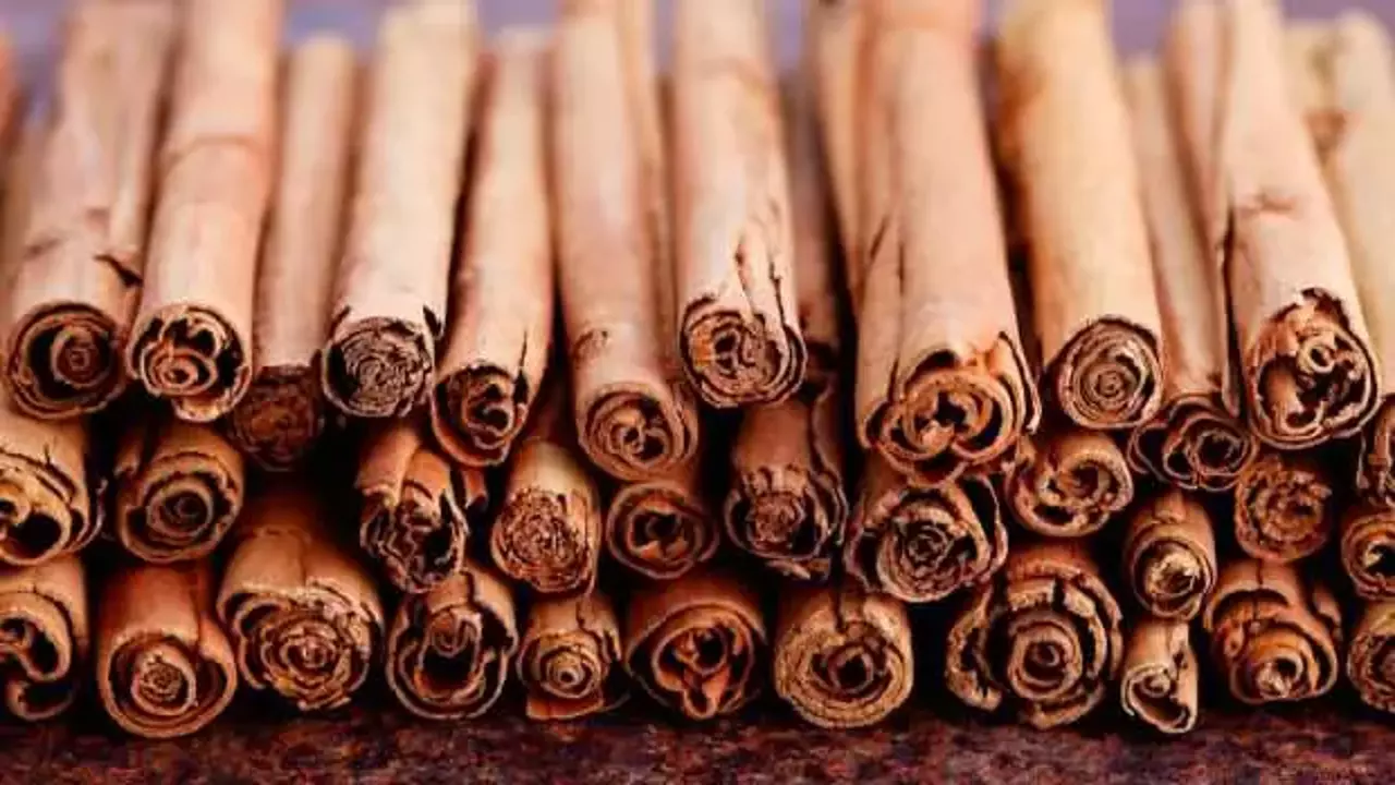 Miksi on suositeltavaa keittää appelsiini- ja sitruunankuorta kanelilla?