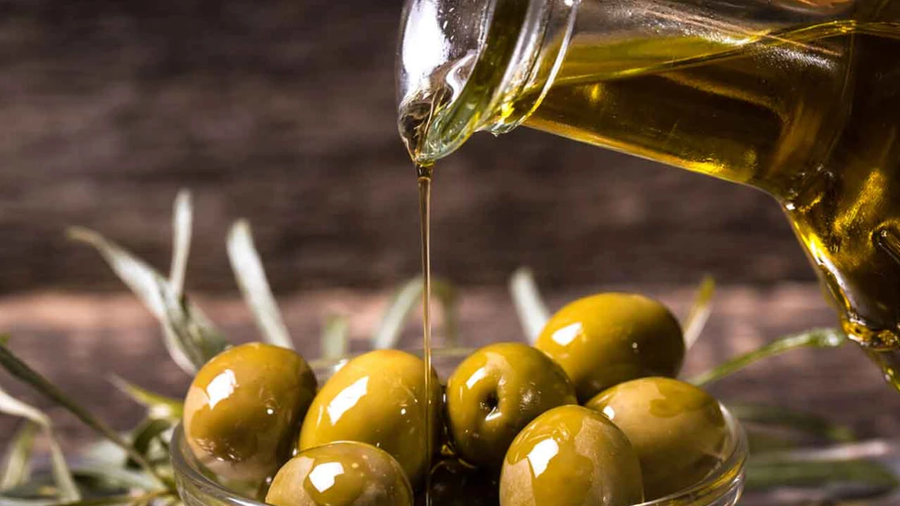 Keittiön hyödyllisin ainesosa, jota tulisi käyttää päivittäin terveyden ylläpitämiseksi.